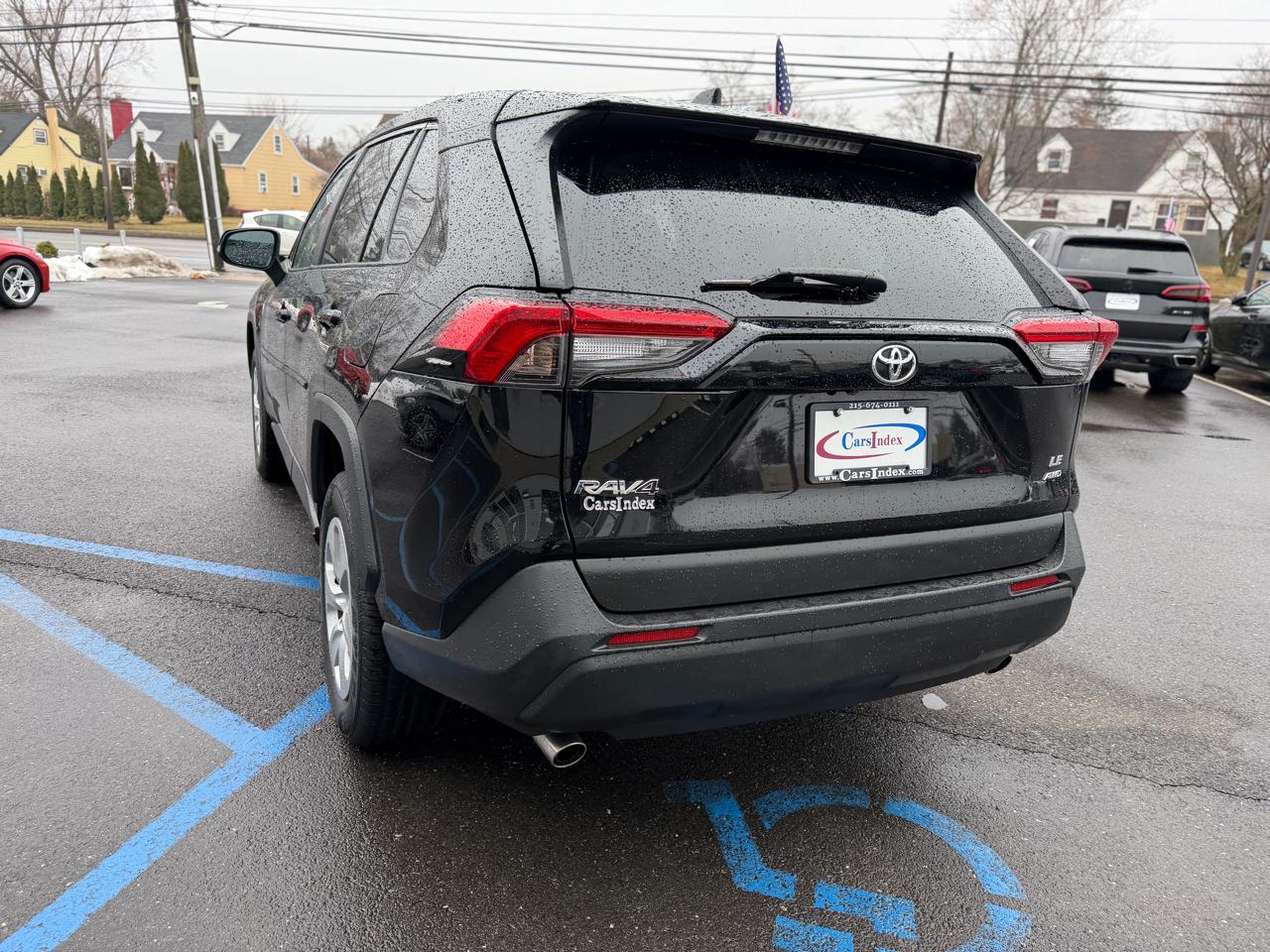 Toyota RAV4 LE AWD (Natl) 2022
