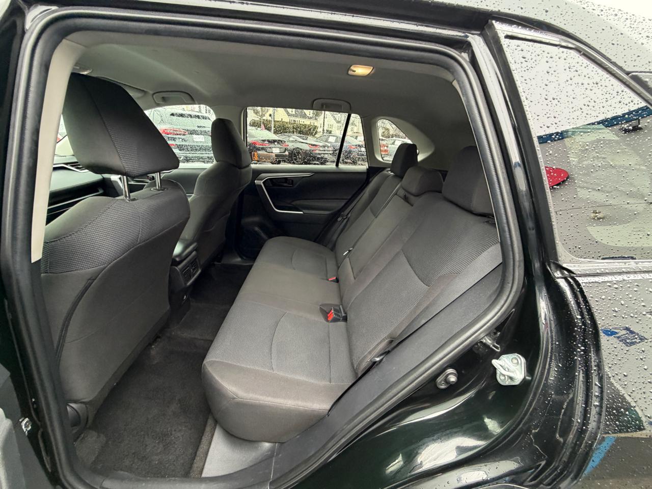 Toyota RAV4 LE AWD (Natl) 2022