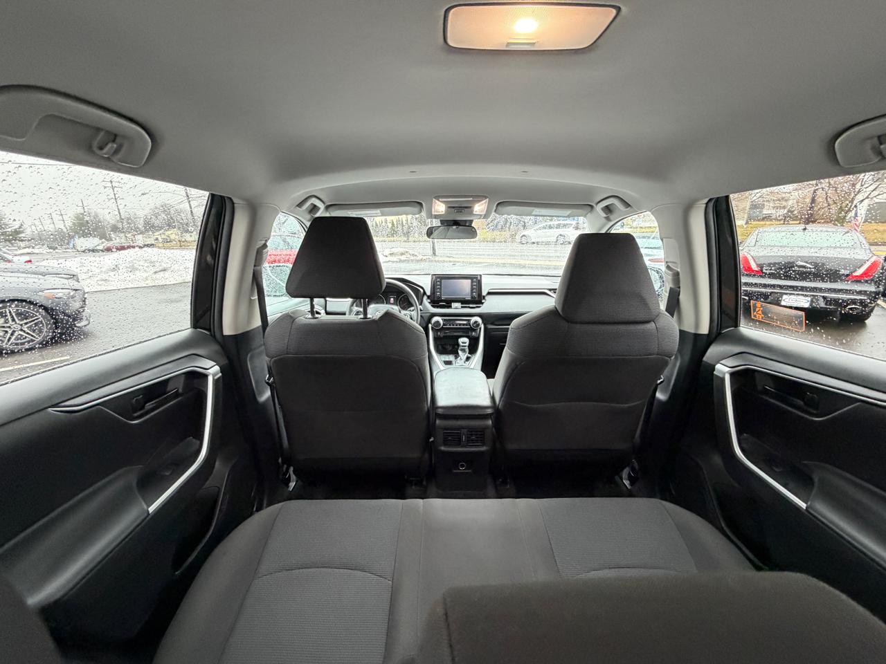 Toyota RAV4 LE AWD (Natl) 2022