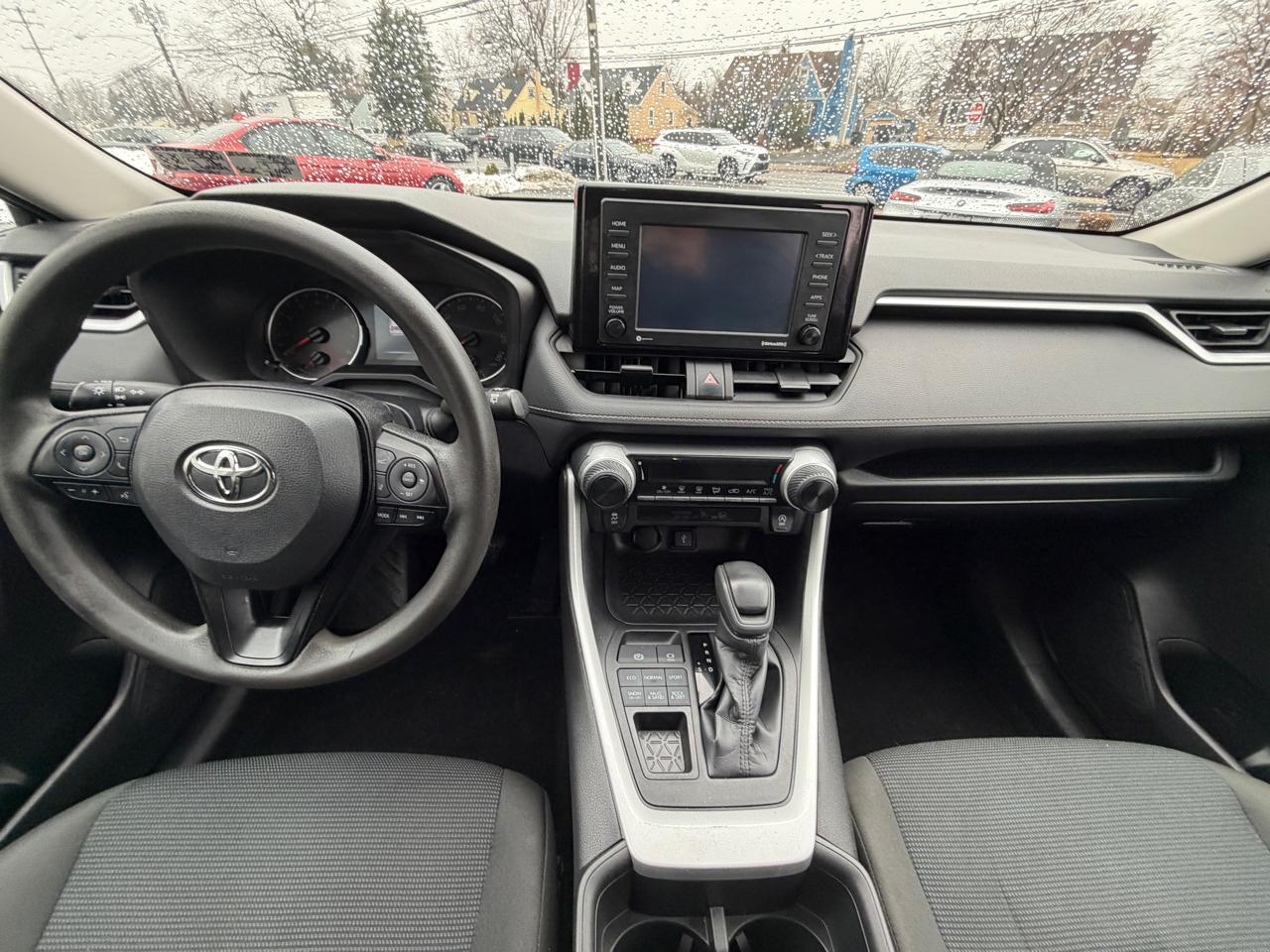 Toyota RAV4 LE AWD (Natl) 2022