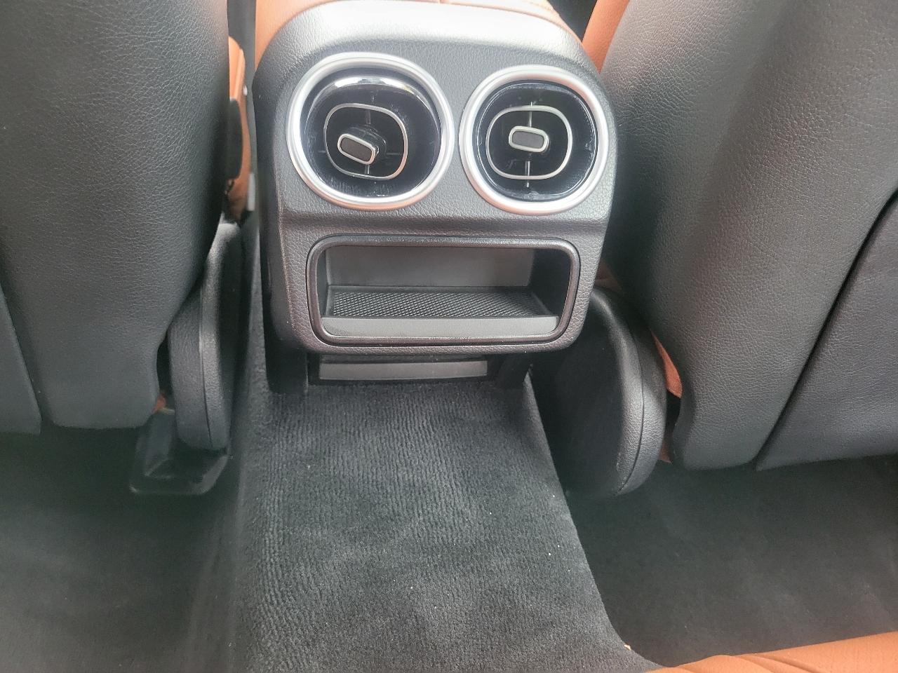 Mercedes-Benz C-Class C 300 4MATIC Sedan 2022