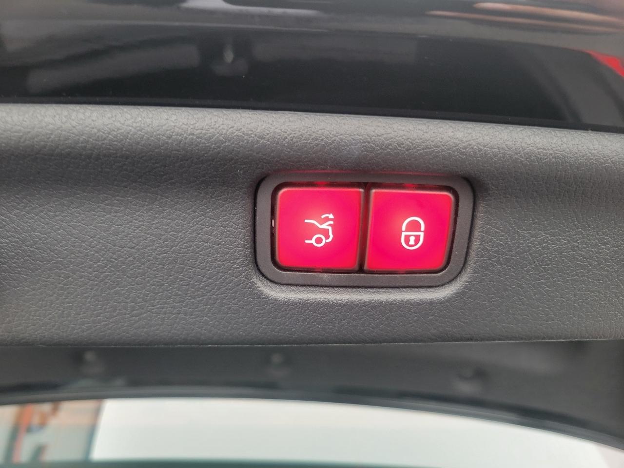 Mercedes-Benz C-Class C 300 4MATIC Sedan 2022