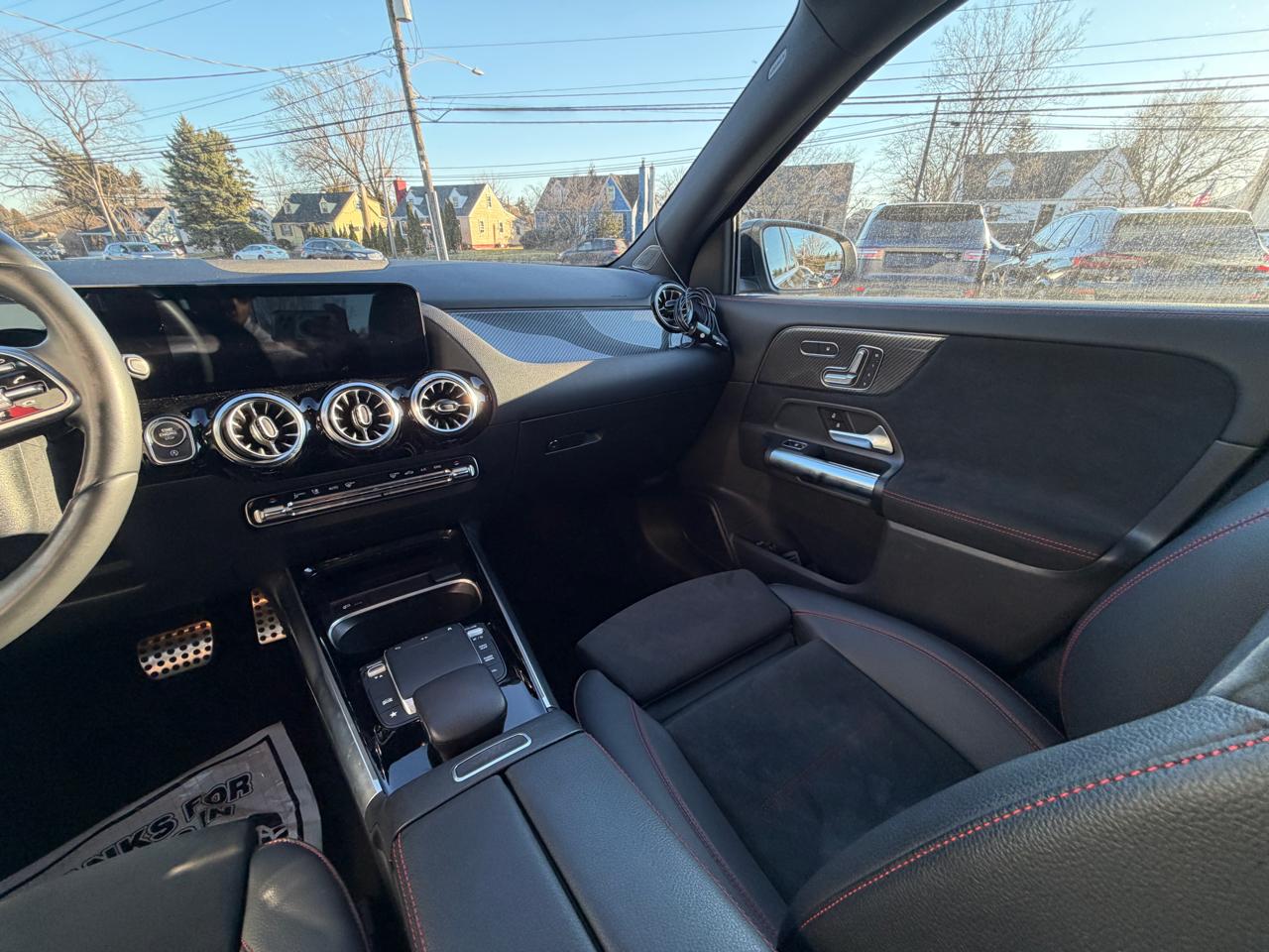 Mercedes-Benz GLA  2022