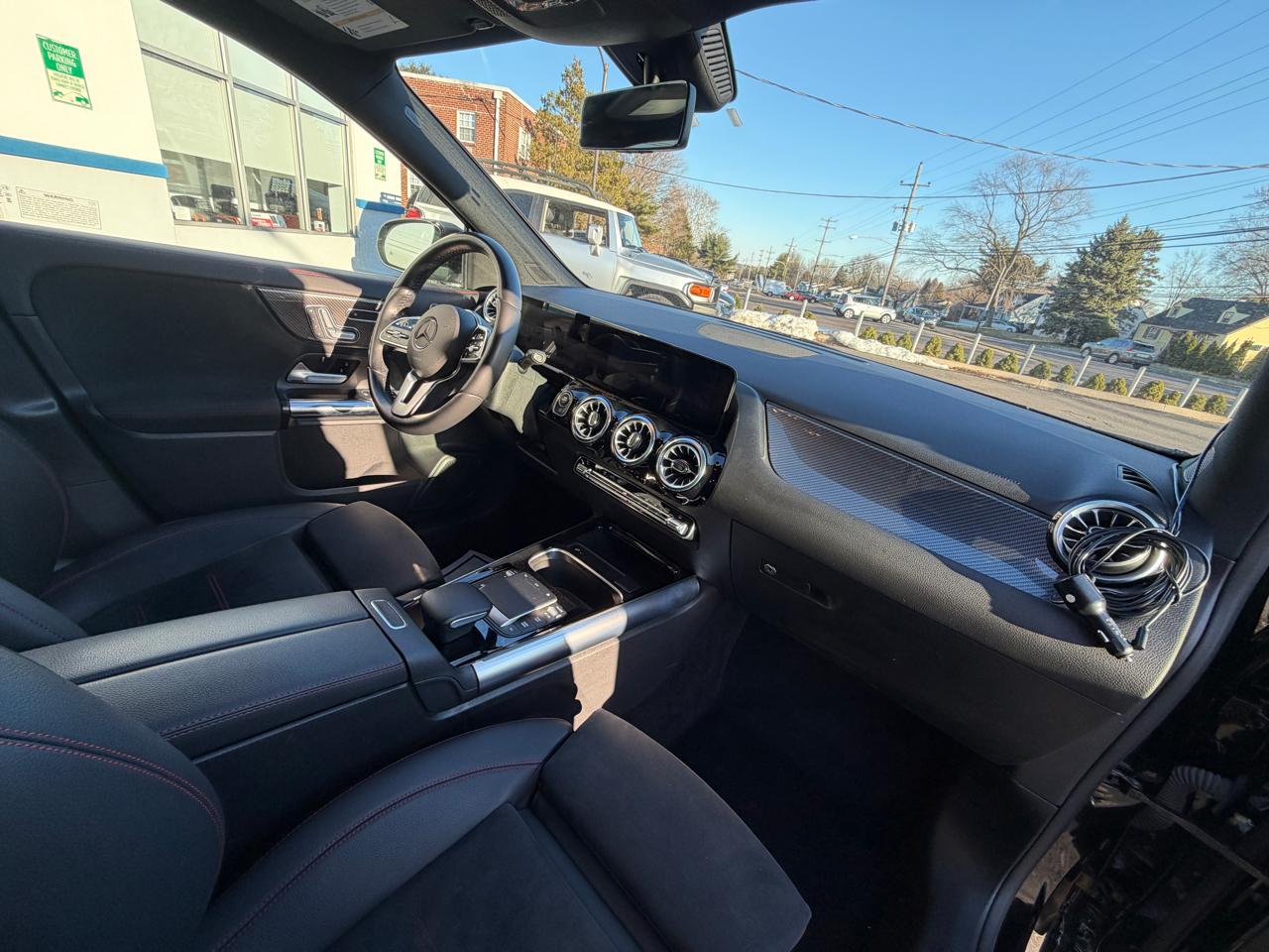 Mercedes-Benz GLA  2022