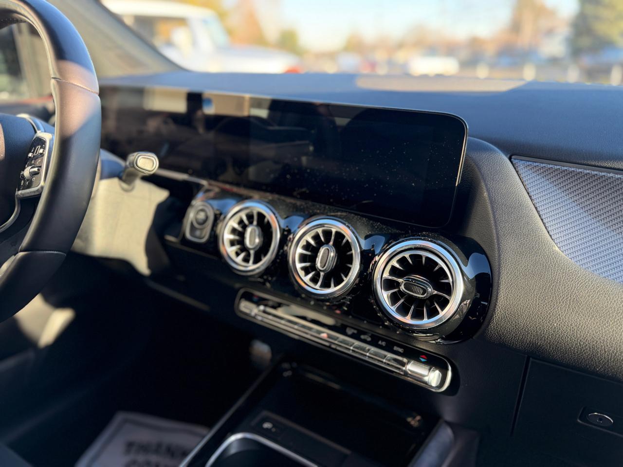 Mercedes-Benz GLA  2022