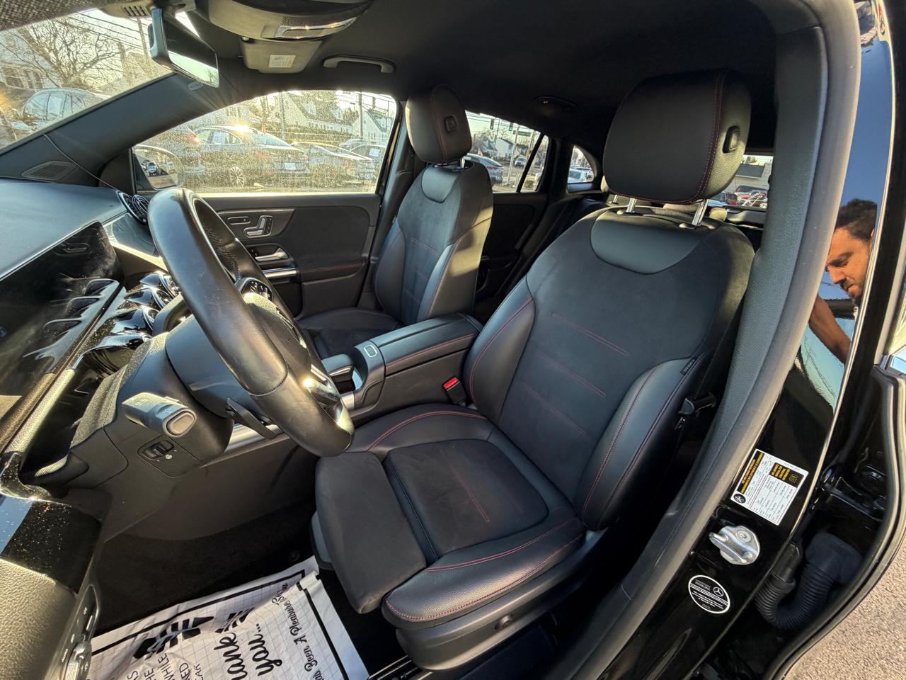 Mercedes-Benz GLA  2022