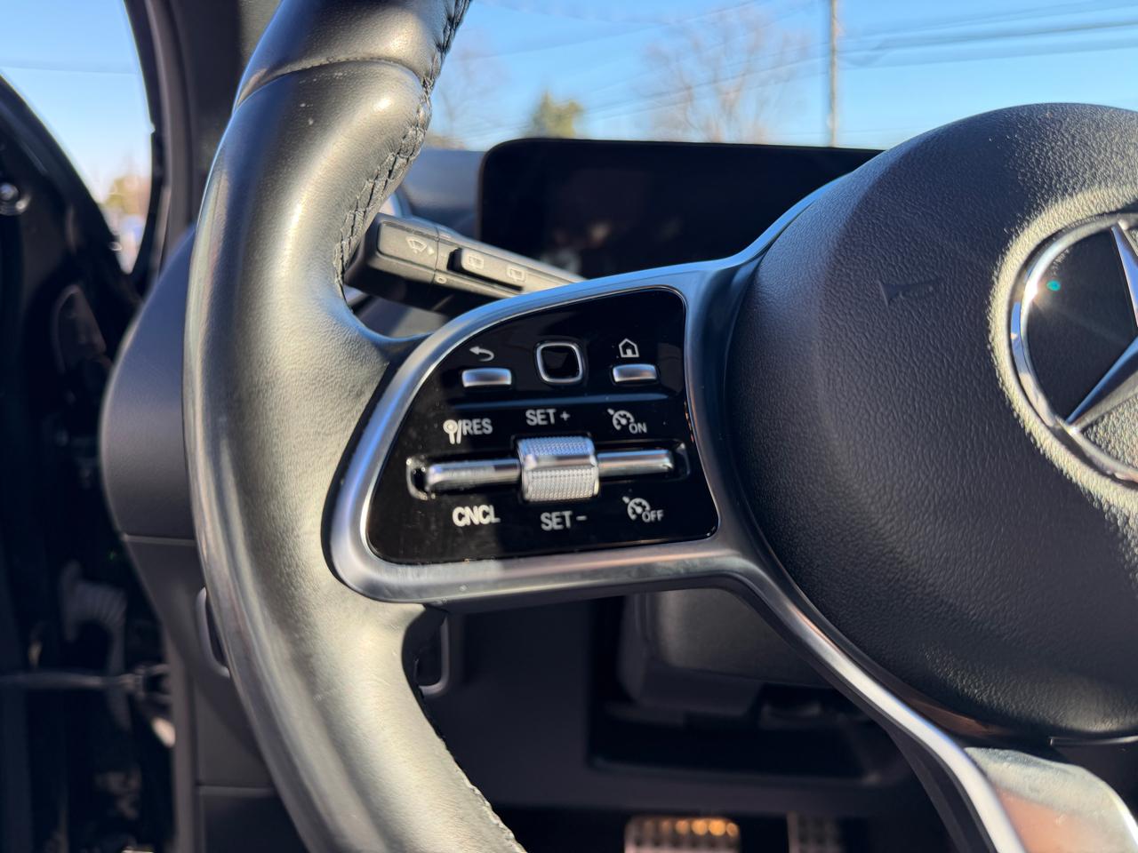 Mercedes-Benz GLA  2022