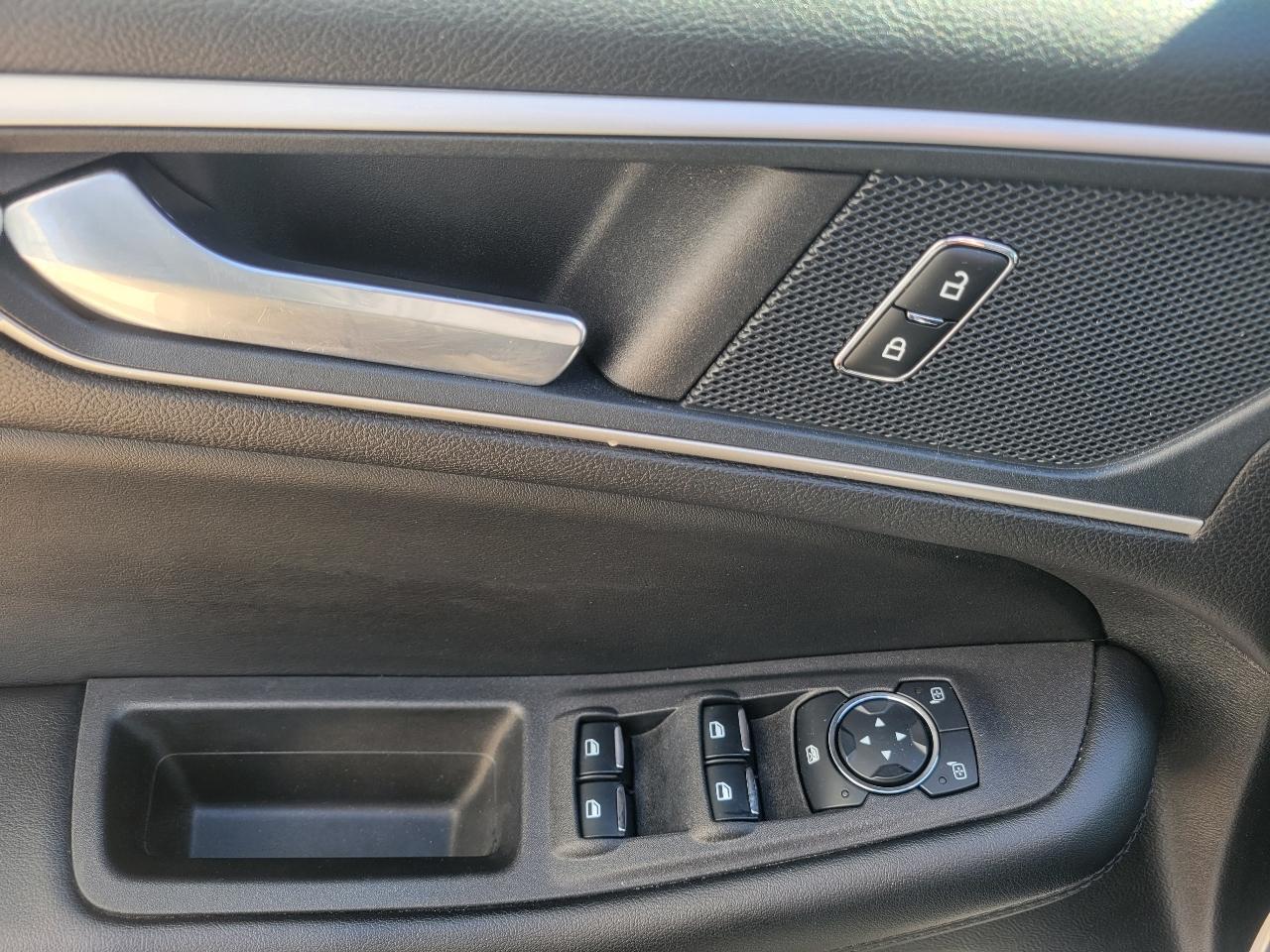 Ford Edge SEL AWD 2023