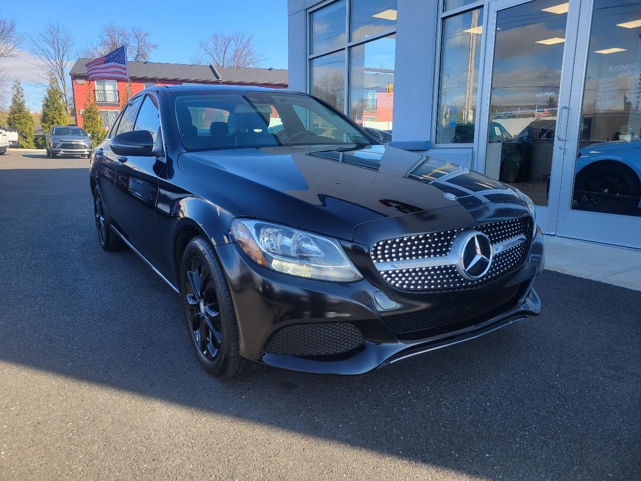 Mercedes-Benz C-Class 4dr Sdn C 300 Luxury 4MATIC 2016