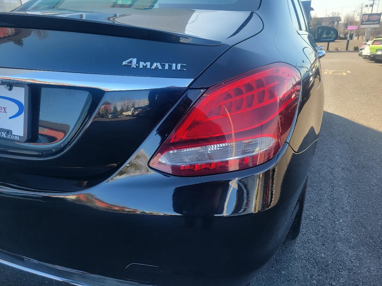 Mercedes-Benz C-Class 4dr Sdn C 300 Luxury 4MATIC 2016