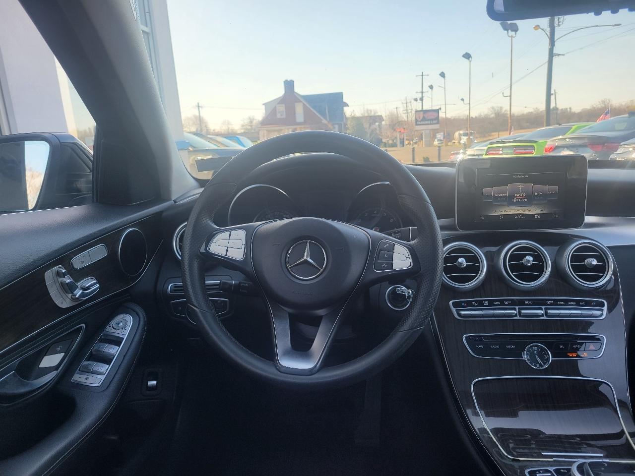 Mercedes-Benz C-Class 4dr Sdn C 300 Luxury 4MATIC 2016