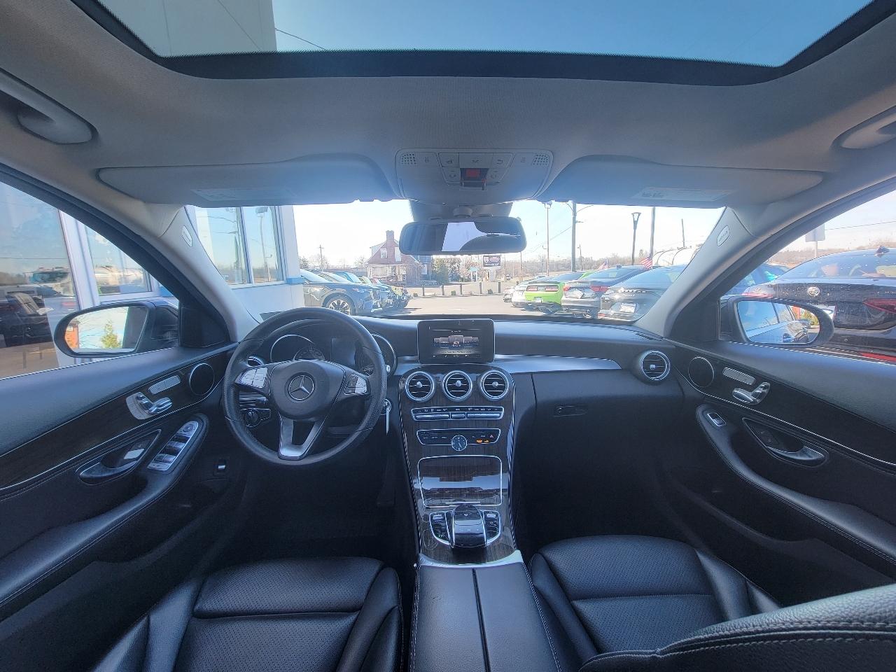 Mercedes-Benz C-Class 4dr Sdn C 300 Luxury 4MATIC 2016