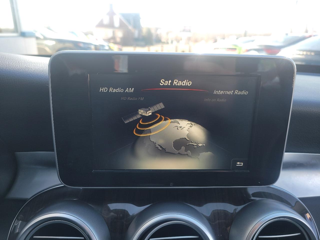 Mercedes-Benz C-Class 4dr Sdn C 300 Luxury 4MATIC 2016