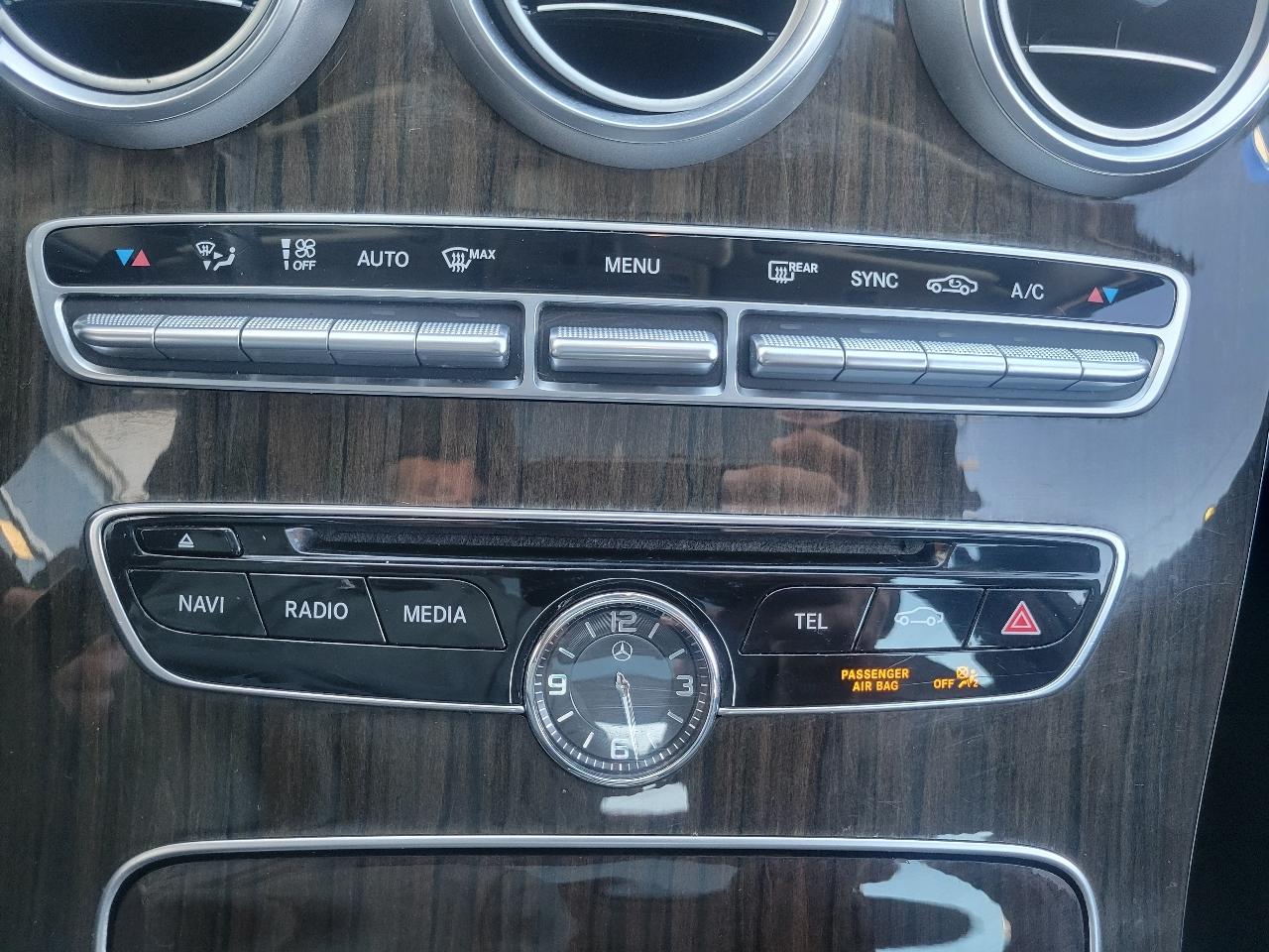 Mercedes-Benz C-Class 4dr Sdn C 300 Luxury 4MATIC 2016