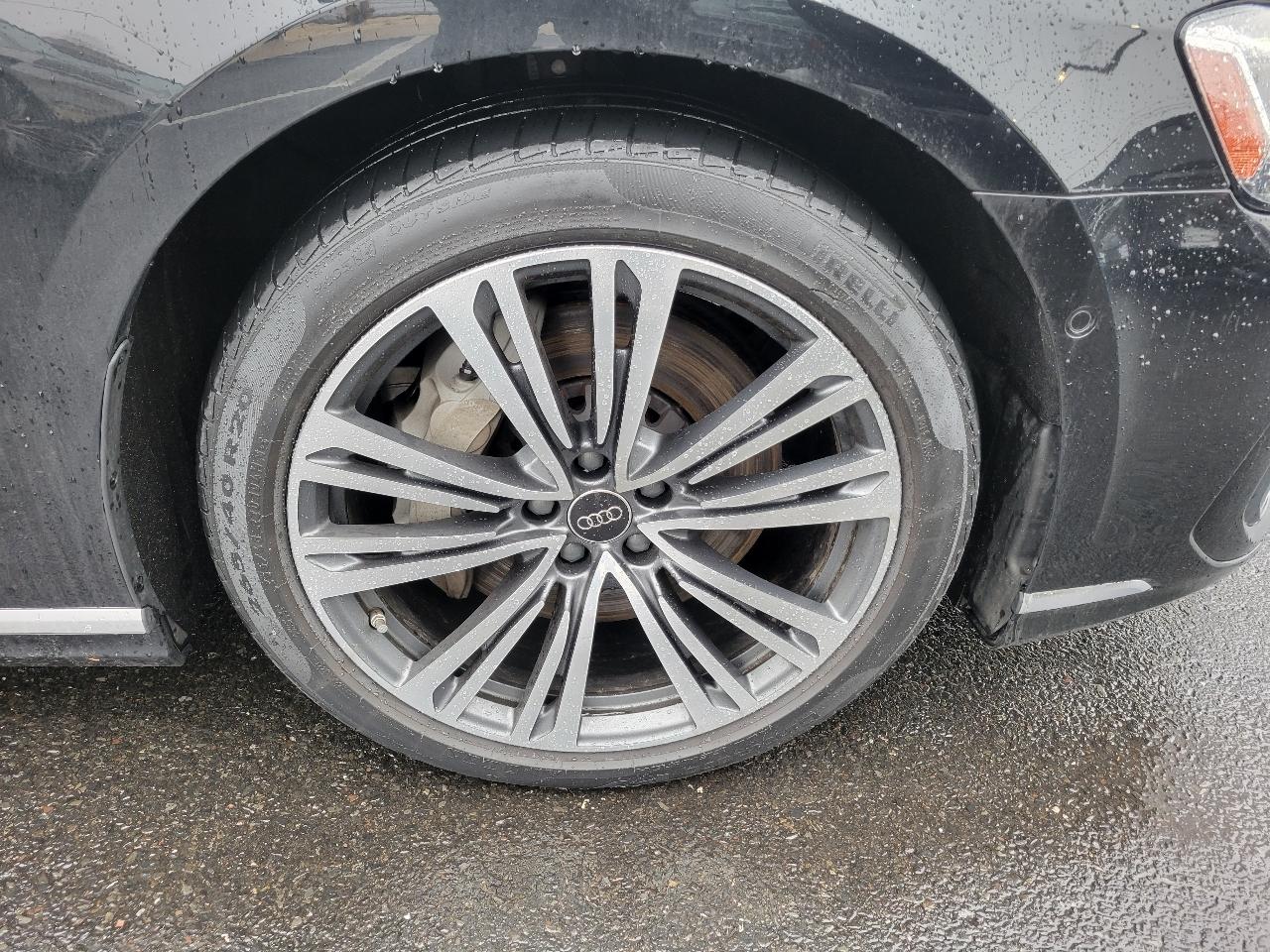 Audi A8 L 55 TFSI quattro 2023