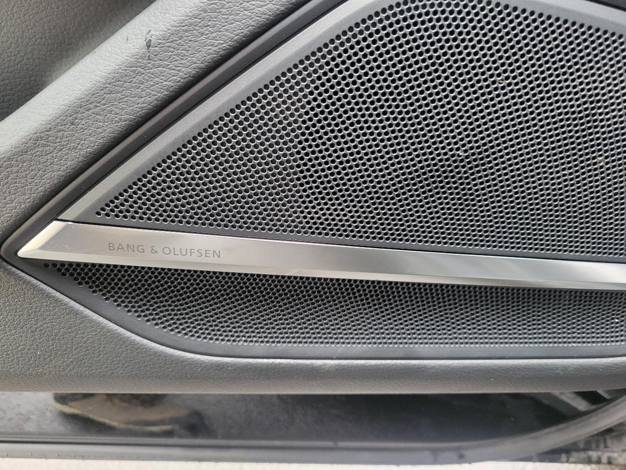 Audi A8 L 55 TFSI quattro 2023