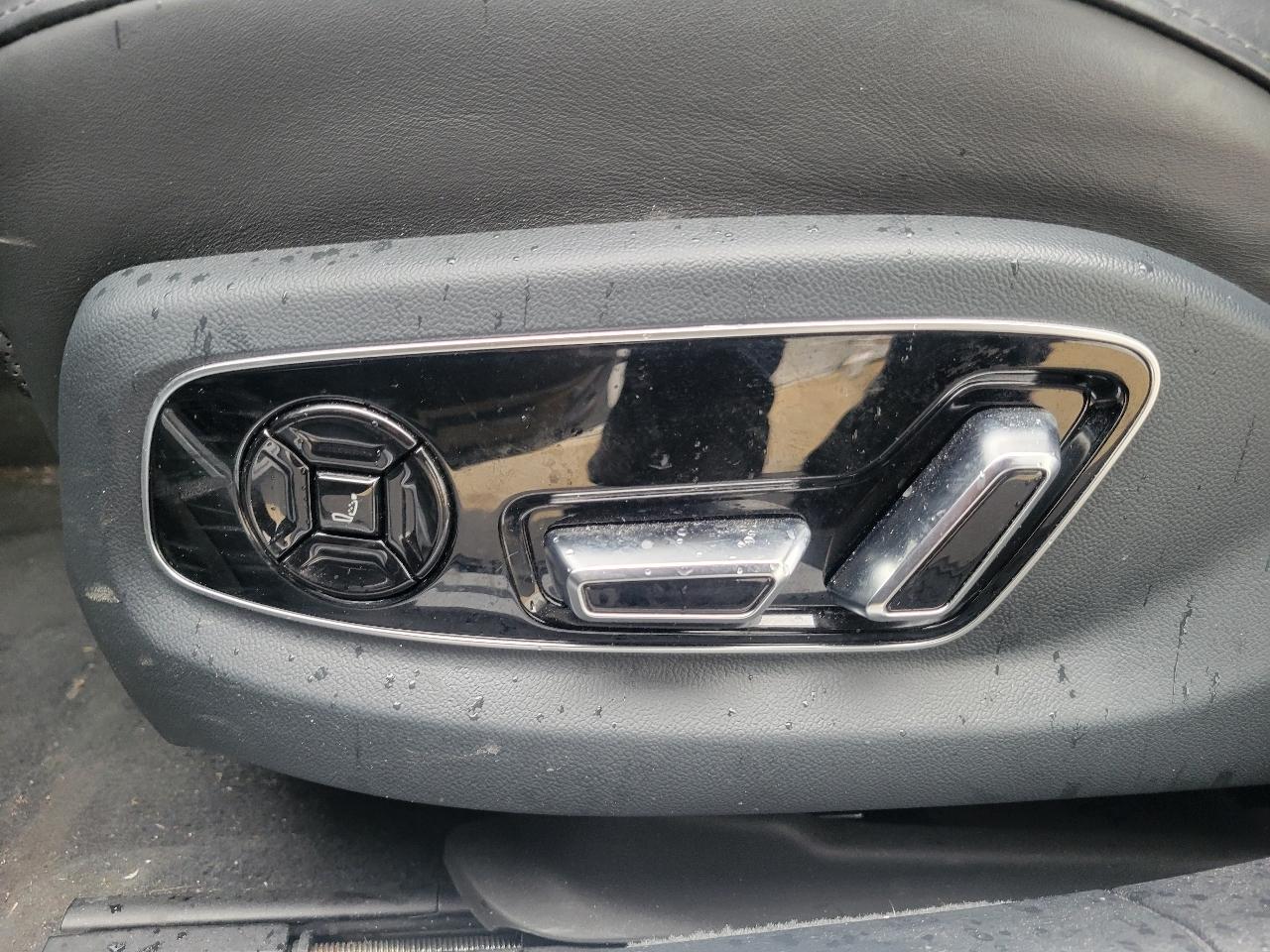 Audi A8 L 55 TFSI quattro 2023