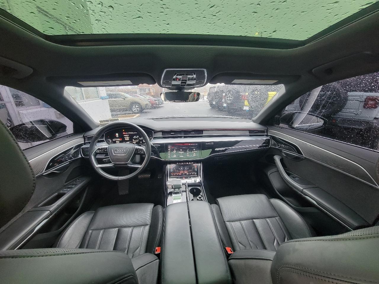 Audi A8 L 55 TFSI quattro 2023