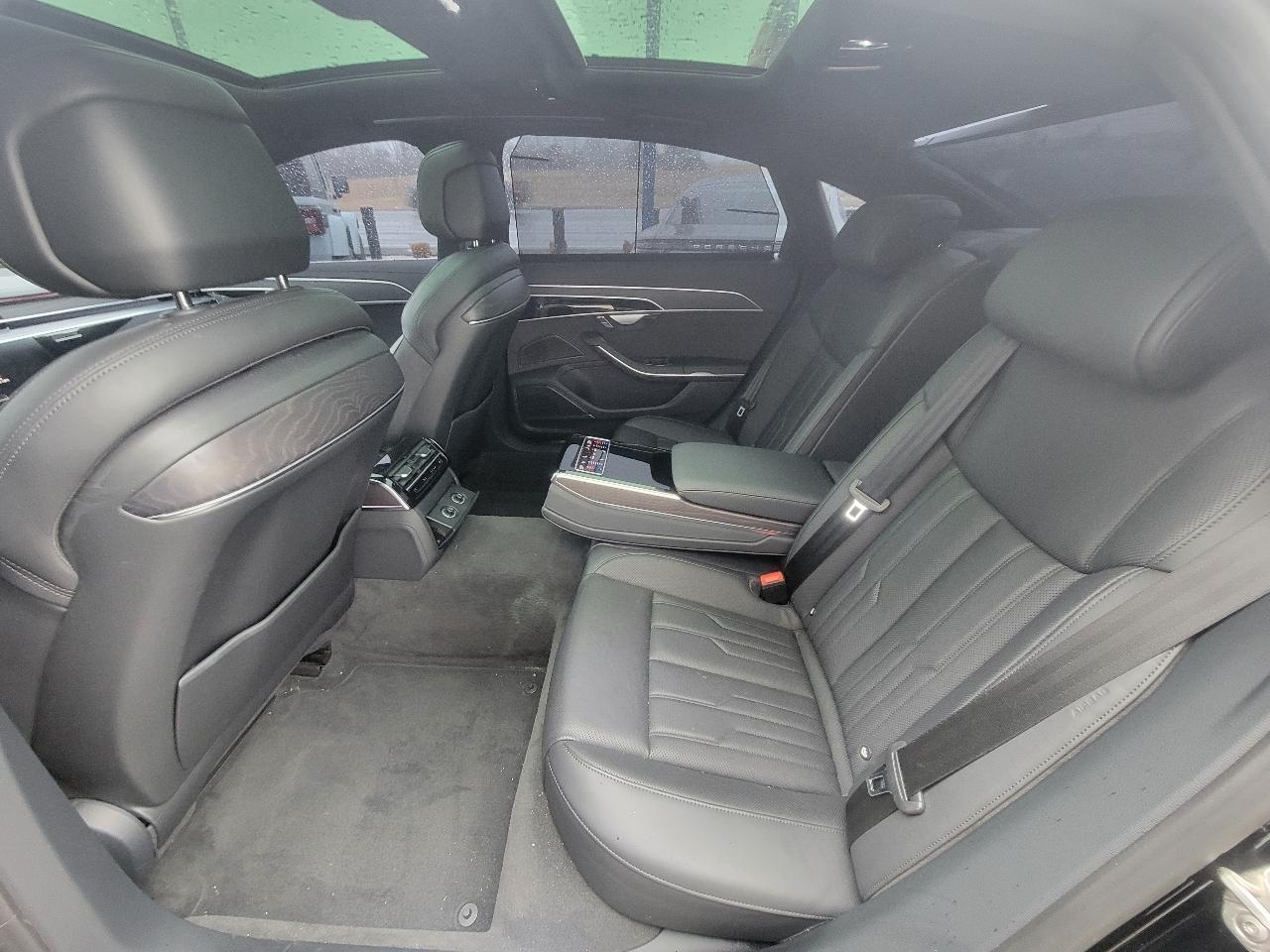 Audi A8 L 55 TFSI quattro 2023