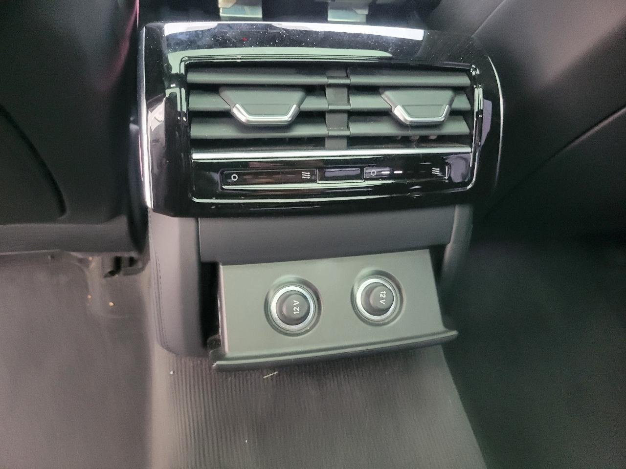 Audi A8 L 55 TFSI quattro 2023