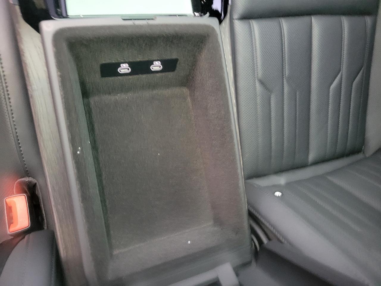 Audi A8 L 55 TFSI quattro 2023