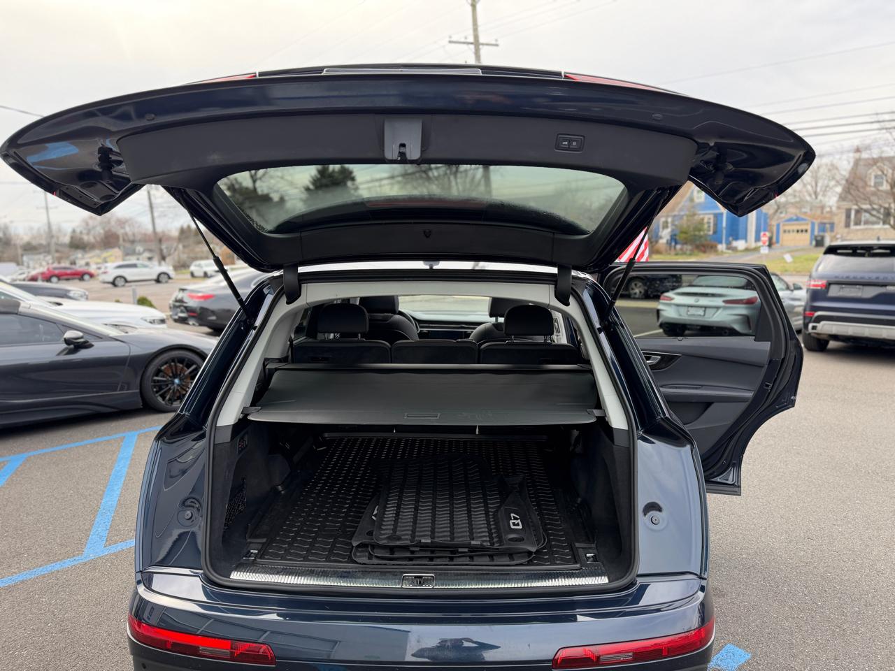 Audi Q7 Premium Plus 55 TFSI quattro 2023