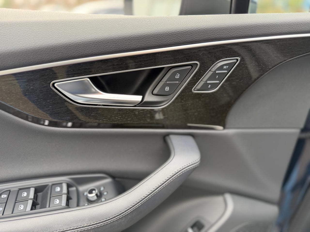 Audi Q7 Premium Plus 55 TFSI quattro 2023