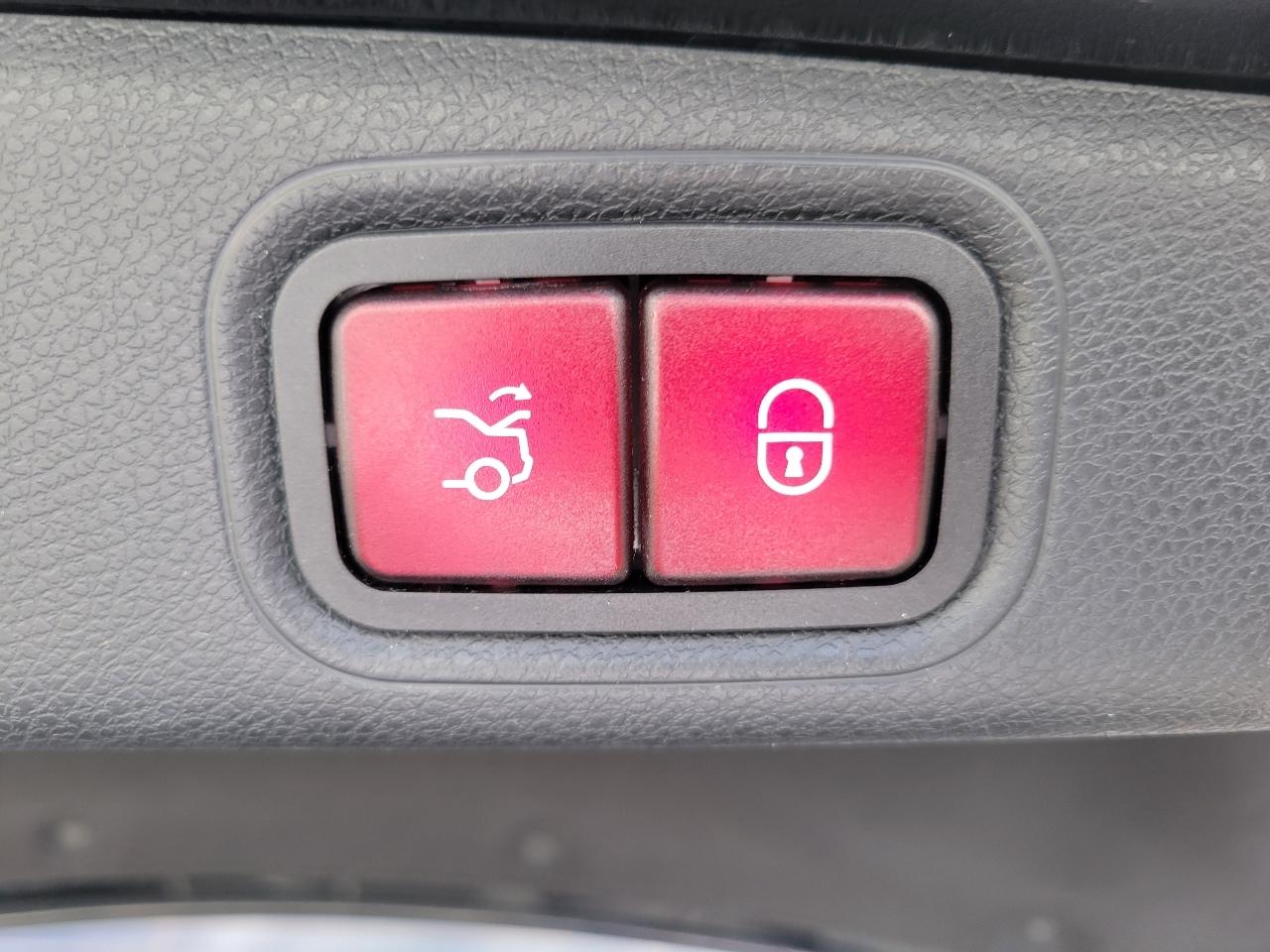 Mercedes-Benz E-Class  2020