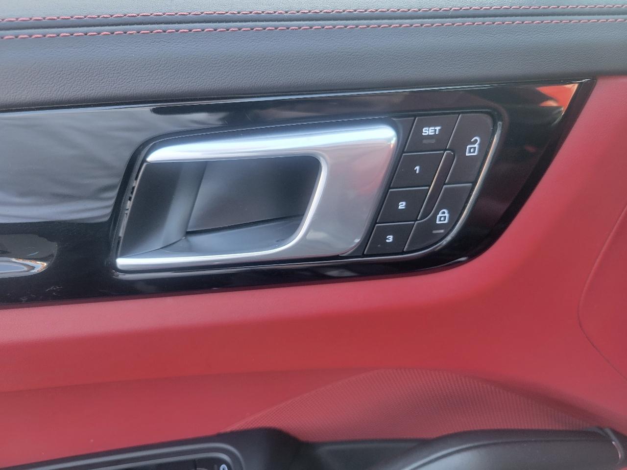 Porsche Cayenne S AWD 2022