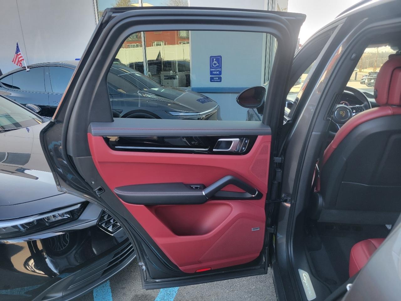 Porsche Cayenne S AWD 2022