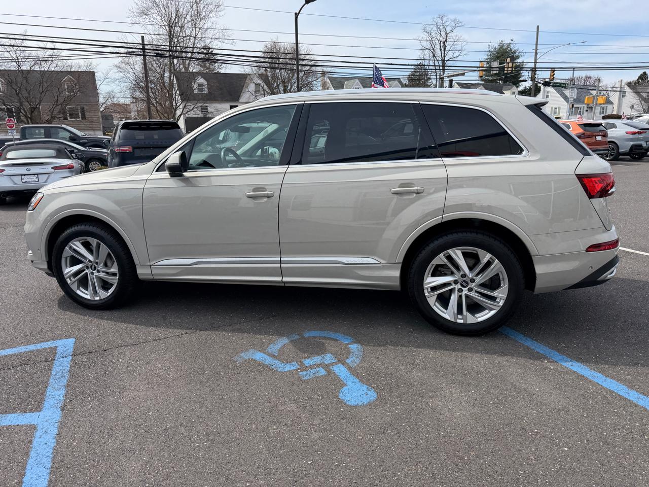 Audi Q7 Premium Plus 55 TFSI quattro 2022