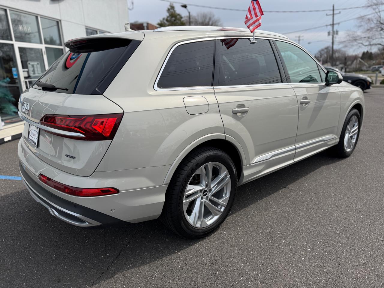 Audi Q7 Premium Plus 55 TFSI quattro 2022