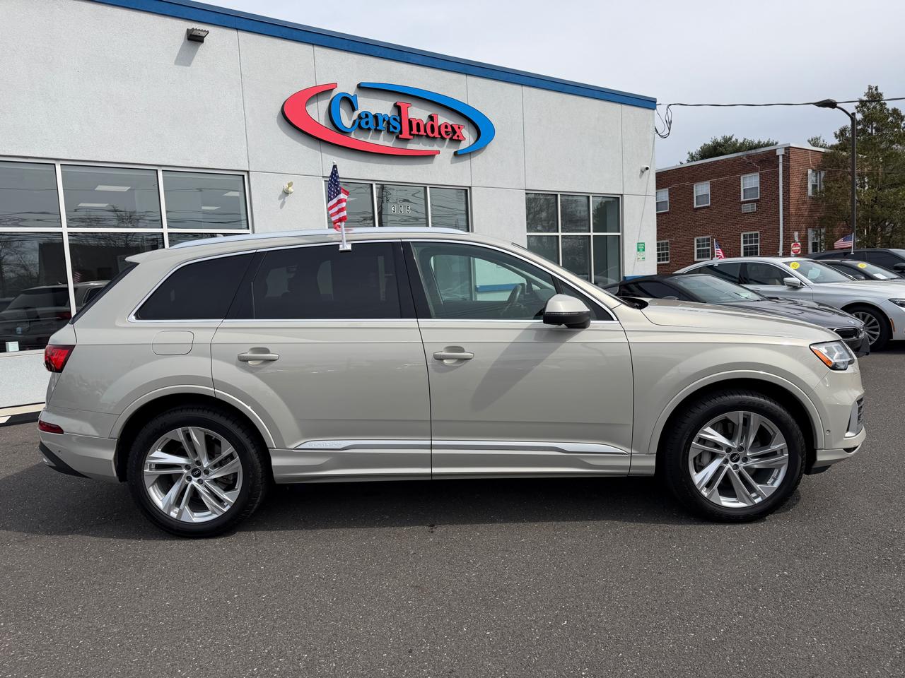 Audi Q7 Premium Plus 55 TFSI quattro 2022