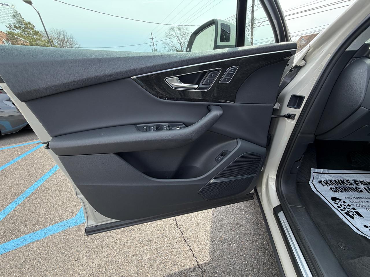 Audi Q7 Premium Plus 55 TFSI quattro 2022