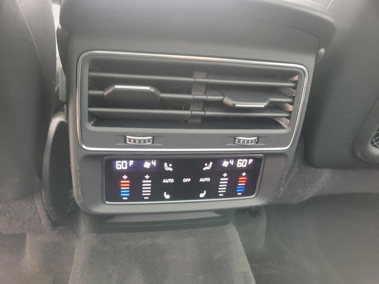 Audi Q7 Premium Plus 55 TFSI quattro 2023