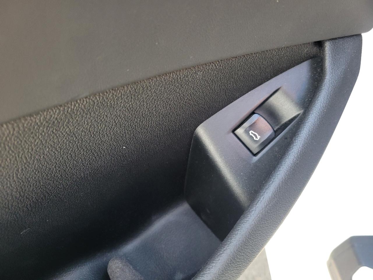 BMW 8 Series M850i xDrive Coupe 2023