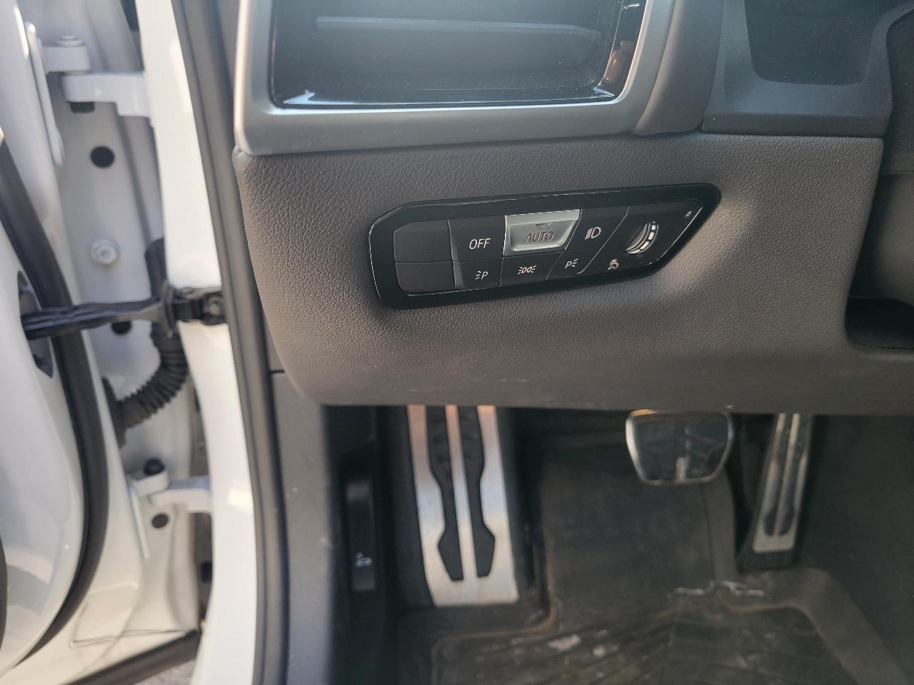 BMW 8 Series M850i xDrive Coupe 2023