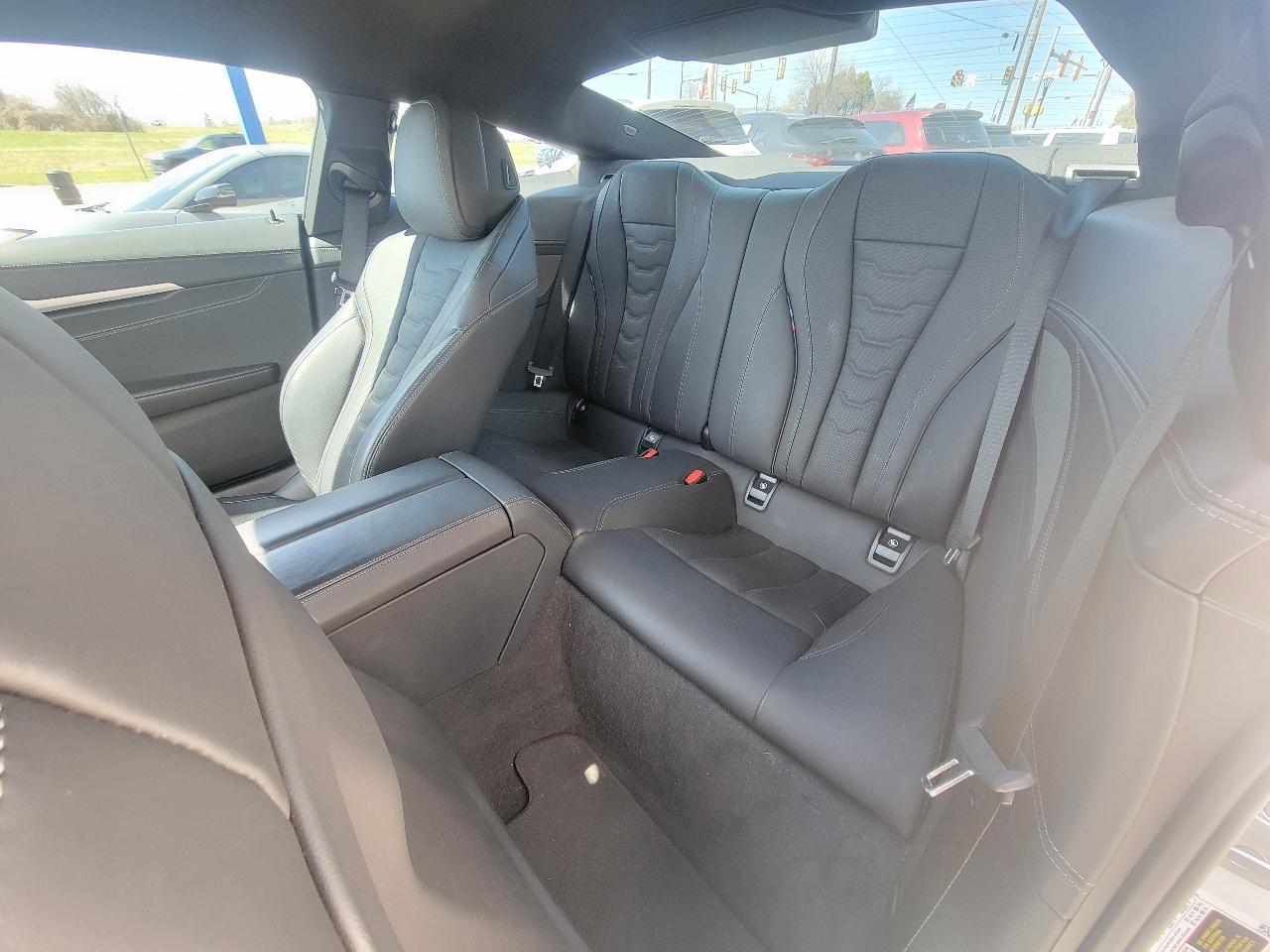 BMW 8 Series M850i xDrive Coupe 2023