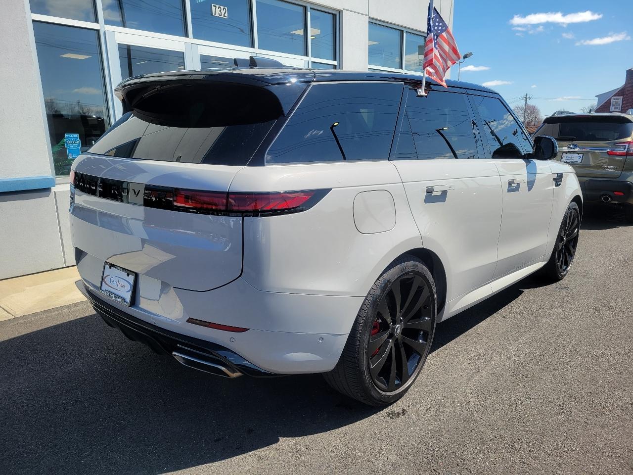 Land Rover Range Rover Sport P400 Dynamic SE 2025