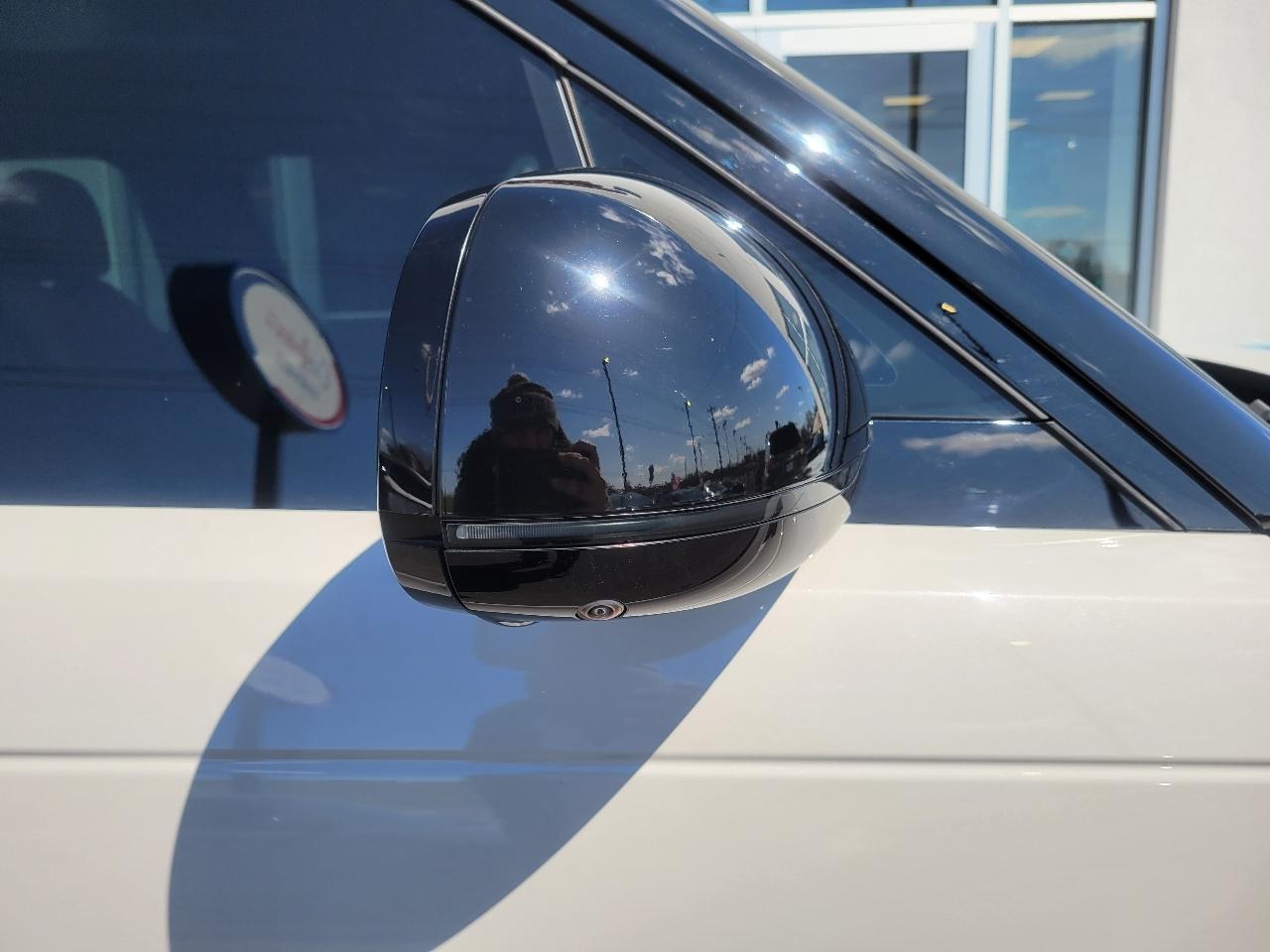 Land Rover Range Rover Sport P400 Dynamic SE 2025