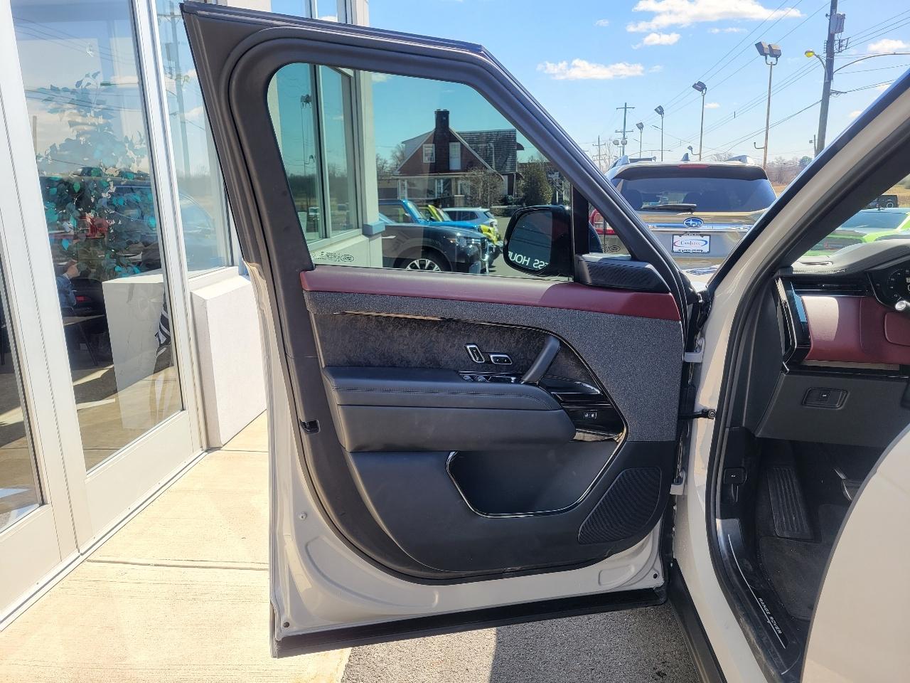 Land Rover Range Rover Sport P400 Dynamic SE 2025