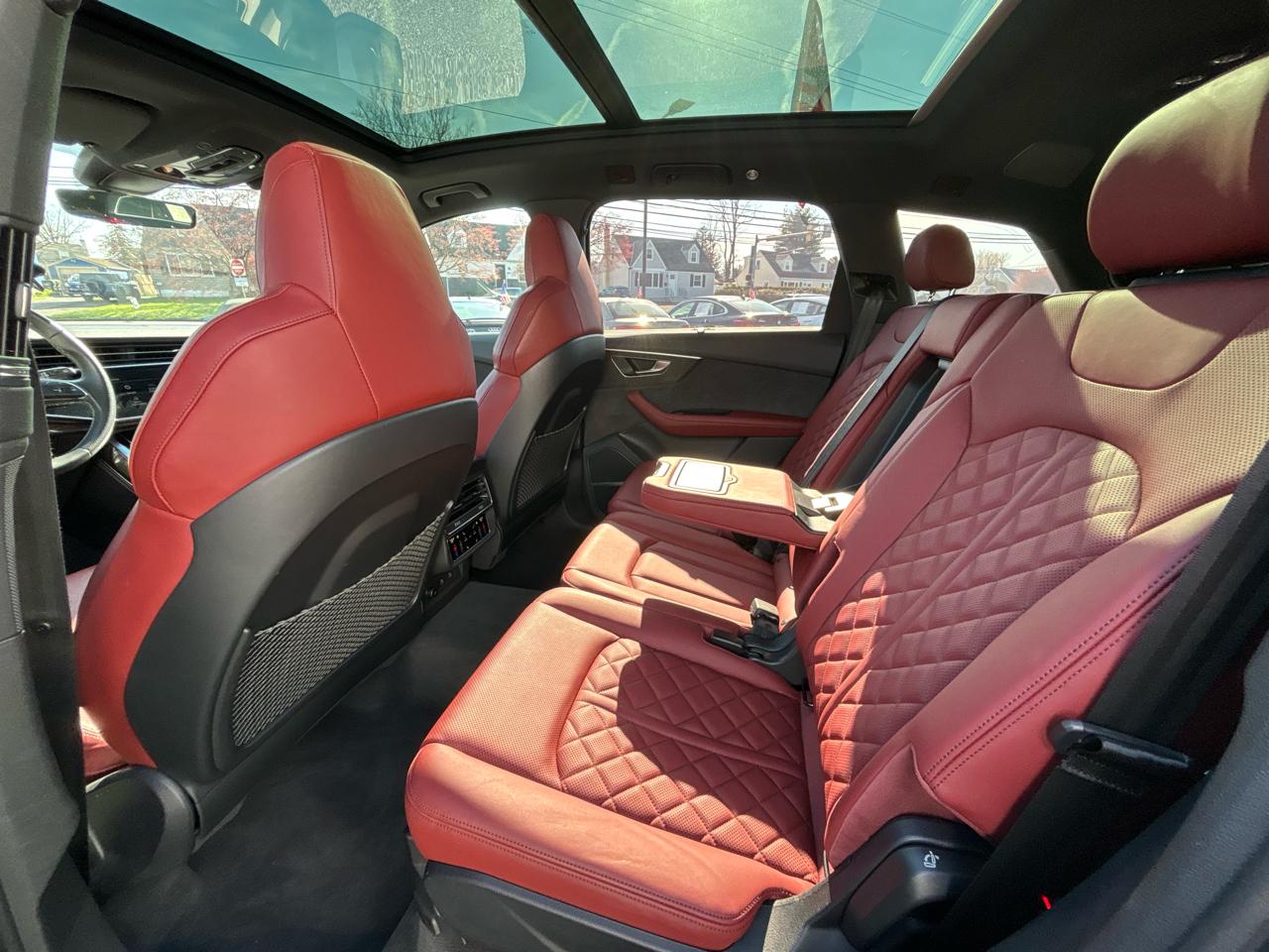 Audi SQ7 Premium Plus 4.0 TFSI quattro 2023