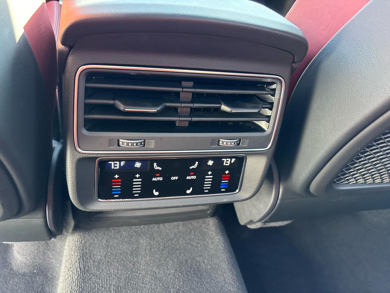 Audi SQ7 Premium Plus 4.0 TFSI quattro 2023