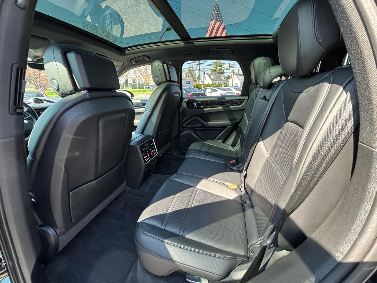 Porsche Cayenne AWD 2021