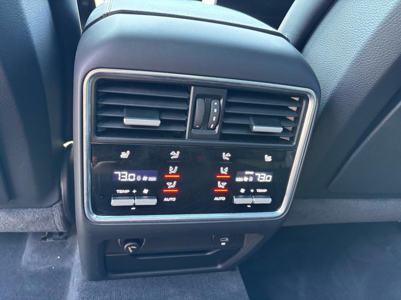 Porsche Cayenne AWD 2021