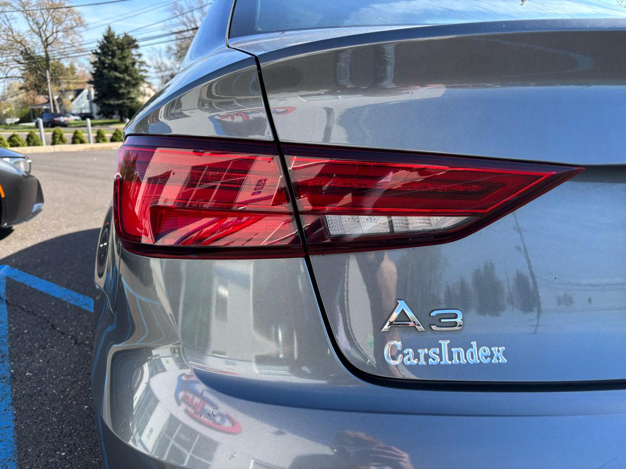 Audi A3 Sedan 2.0 TFSI Premium Plus quattro AWD 2018