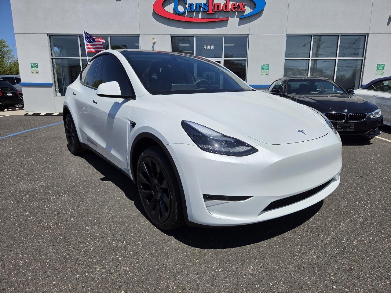 Tesla Model Y Long Range AWD 2024