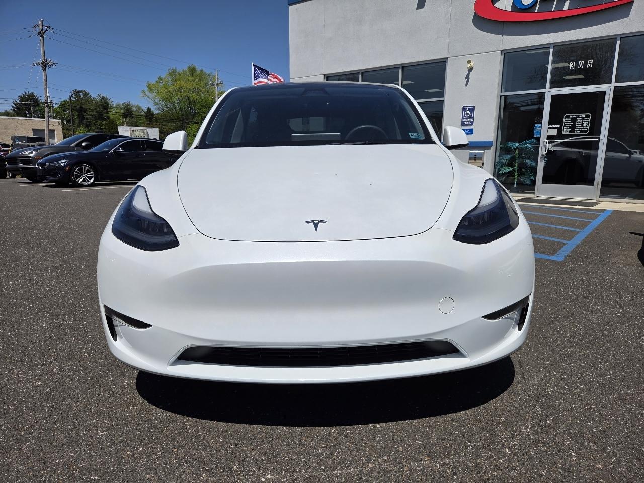 Tesla Model Y Long Range AWD 2024