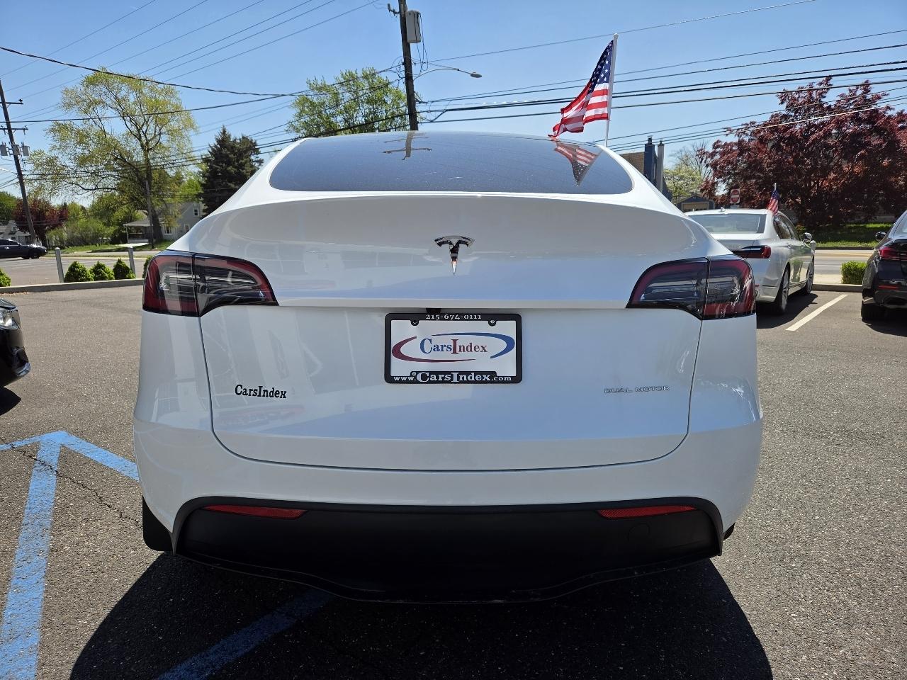 Tesla Model Y Long Range AWD 2024