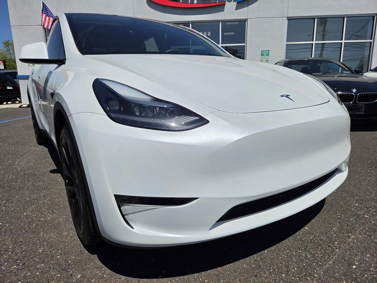 Tesla Model Y Long Range AWD 2024